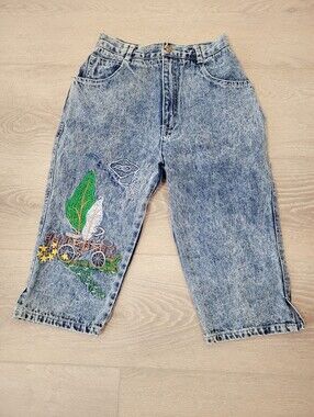 Vintage 90s Blue Denim Embroidery Pattern Jean Cropped Size: 24